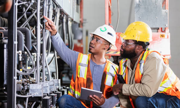 Best Affordable Electrician  in Fair Grove, MO